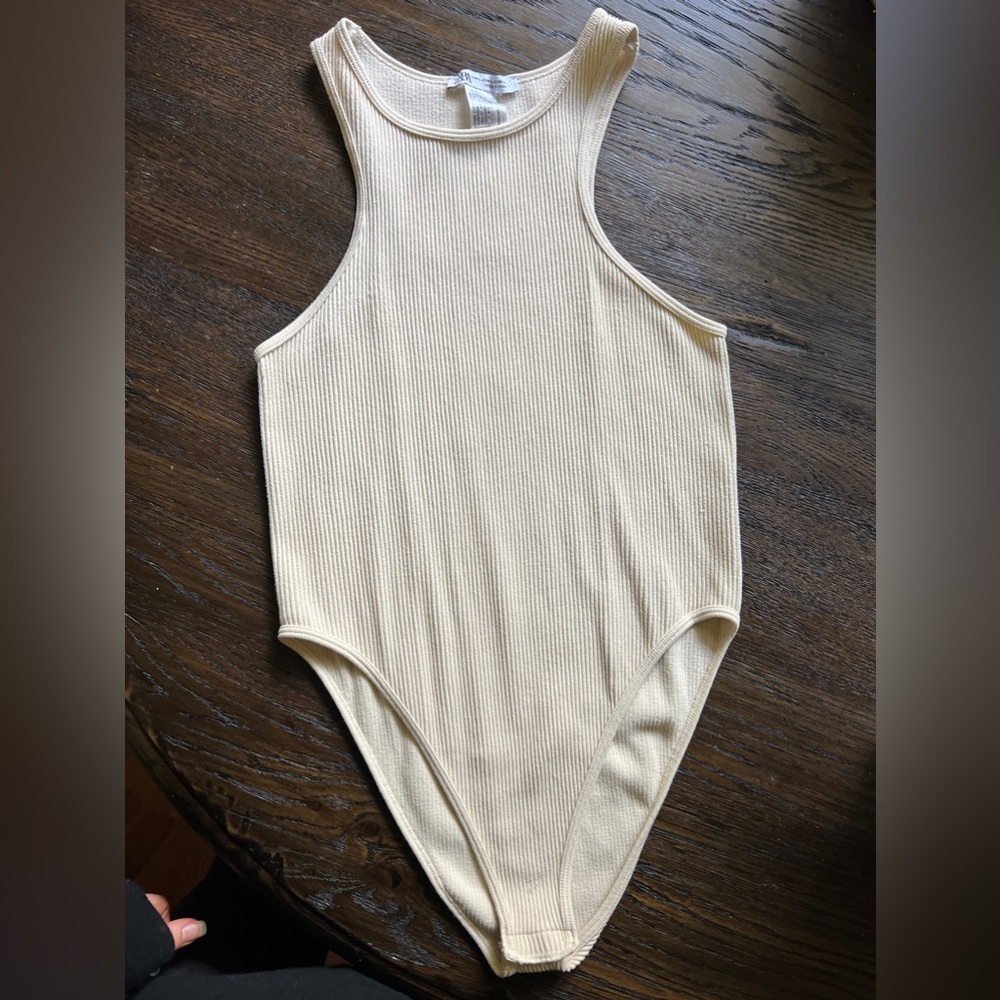 Zara Cream Ribbed Bodysuit Size M-L